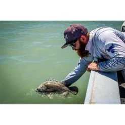 MAKO GT Polarised Men's Sunglasses 12 MAKO GT Polarised Men's Sunglasses -Kayaks Sales BCF 375532 02 hi res